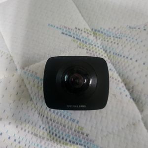 Black fin camera